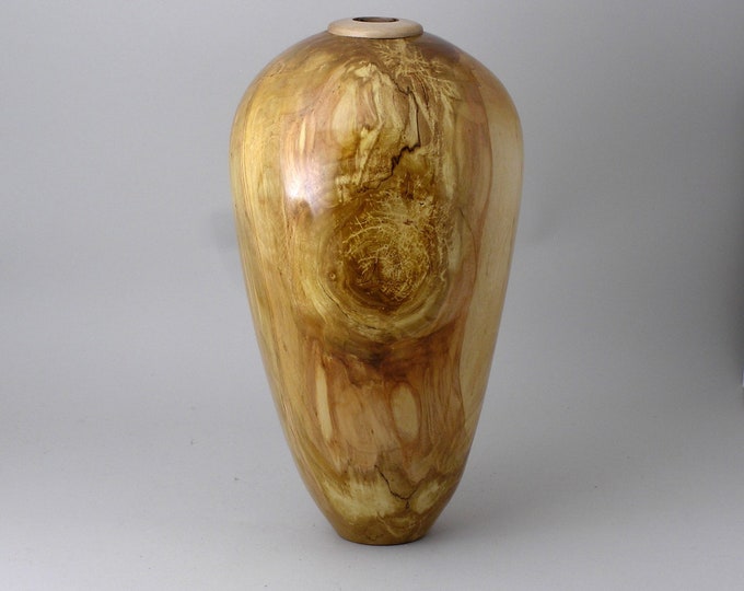 Vase made from birch