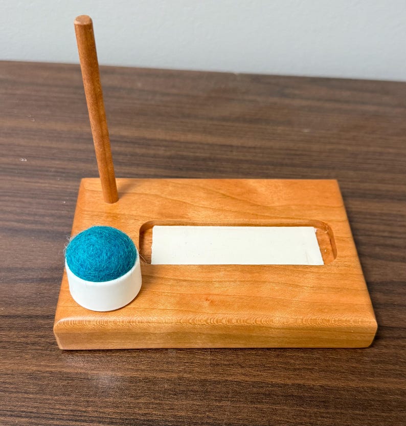 Needle Threader Caddy - for Clover Needle Threader (accessory) Base Only image 2