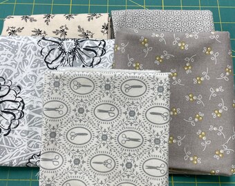 Fat quarter assorted GRAY