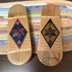 Kleermaker/quiltklepel: massief ambrosia-esdoorn met inlegwerk Queen of Diamonds