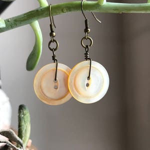 Vintage Mother of Pearl Earrings Gold