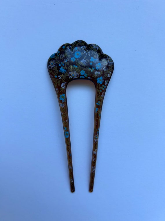 1920's celluloid hairpin with handpainted floral d