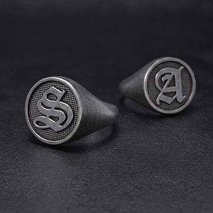 Personalized Initial Signet Ring Unisex, Custom Letter Ring, Oxidized Silver Style, Vintage Monogram Ring, Minimalist Statement Jewelry