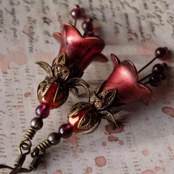Copper Red Flower Earrings, Red Flower Earrings, Vintage Style Earrings, Boho Flower Dangle Earrings, Garnet Earrings, Mothers Day Gift