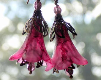 Raspberry Pink Flower Earrings, Dark Pink Earrings, Hand Painted Flower Earrings, Boho Flower Dangle Earrings, Vintage Style Flower Earrings