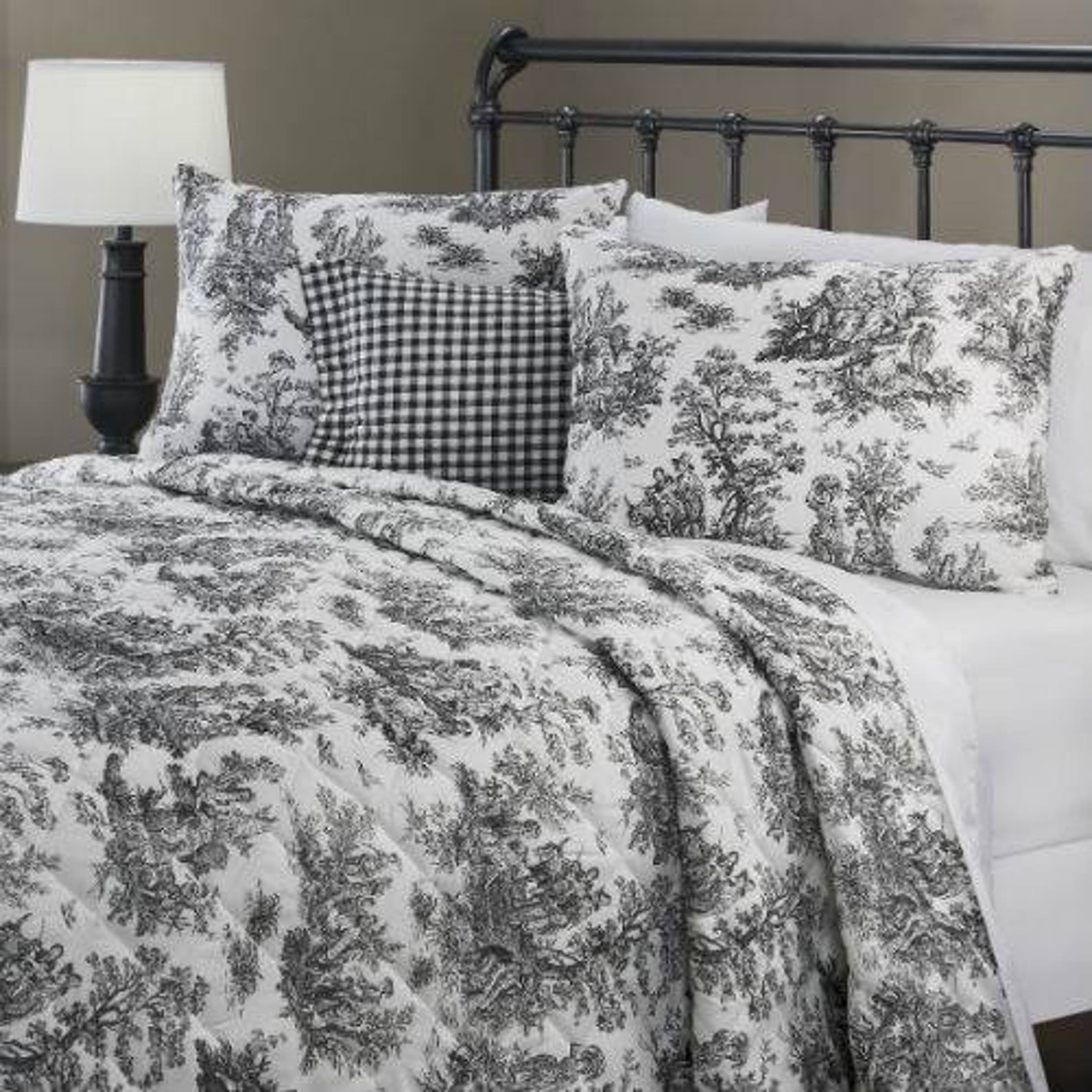 Custom made bedspread Bedspreads Send me your fabric Custom Etsy