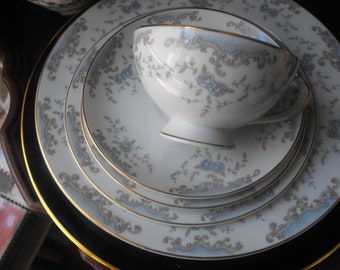 38 piece set blue Imperial Seville, Japan, Blue China, Fine china, China set, Dinner plates, Blue fine china, China dishes, Table settings