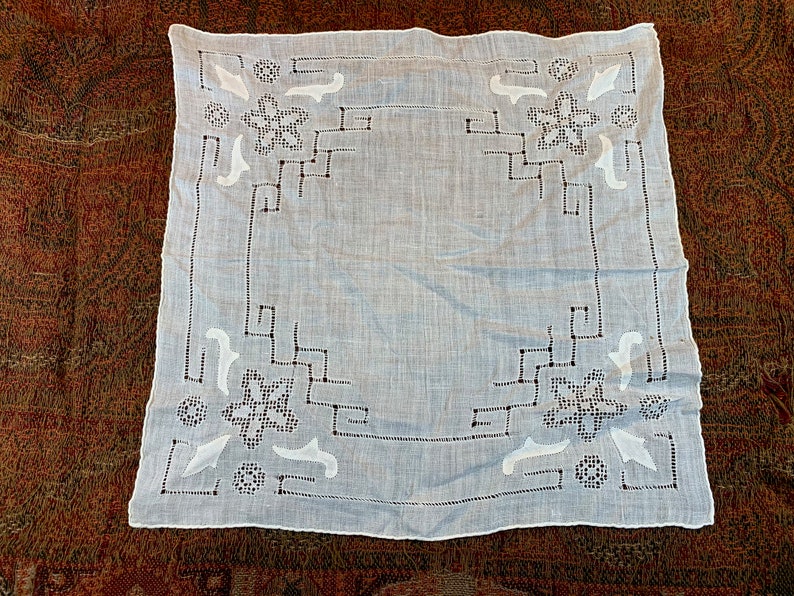 Vintage White on White Linen Handkerchief 10.5 square drawnwork and appliqu\u00e9