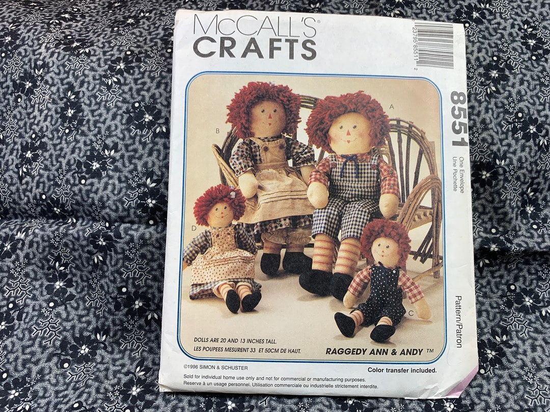 Raggedy Ann and Andy Dolls Pattern // Mccall's 8551 Doll Sizes 13 & 20