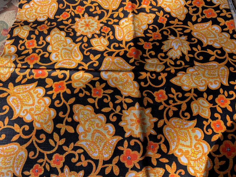 Vintage Bright Orange /& Black Paisley Textured Fabric 94x45 Unused canvas decorator weight cotton