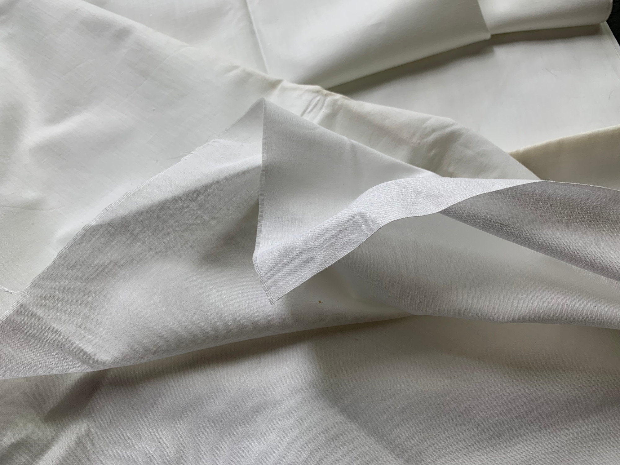 Vintage Solid White Cotton Percale Fabric // 90x44 Etsy