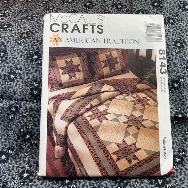 1990s American Tradition Crafts Pattern // McCall's 8143 > quilt, wall hanging, tote bag, pillow, vest or table topper
