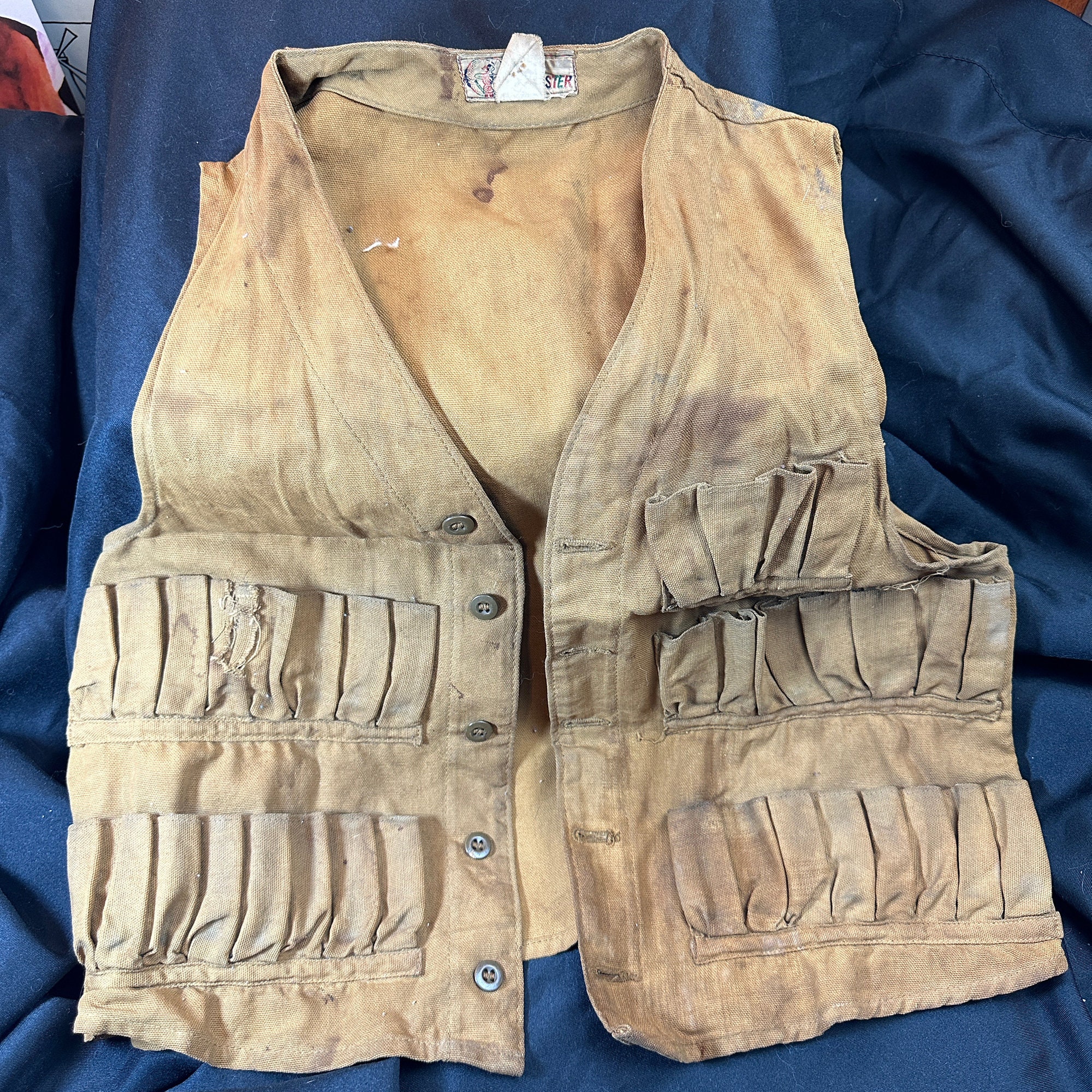Vintage 1950s Hunting Shell Vest by Huntmaster // Child or Vintage 1950s Hunting Shell Vest by Huntmaster // Child or