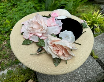 Vintage Wide Brim Straw Hat w/Big Pink Cabbage Roses // black velvet shallow crown, picture, spectator, clips