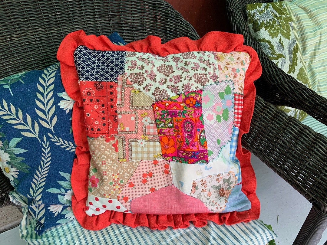 Vintage 1970s Patchwork Pillow Cover // 14x14
