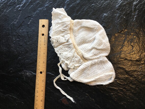 Vintage White Cotton and Eyelet Baby Bonnet, Cap … - image 2