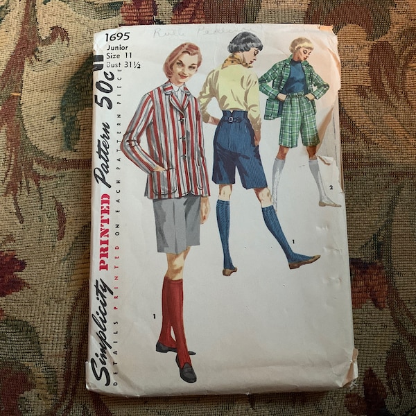 Vintage 1950s Bermuda Shorts and Blazer Jacket Pattern // Simplicity 1695 > Jr Size 11 > "The Ivy League Look" pedal pushers, back buckle