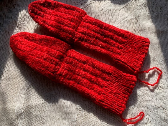 Antique Vintage Hand Knit Red Wool Socks // 8" fo… - image 4