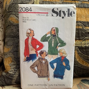 Vintage 1970s Misses&#39; Set of Unlined Jackets Pattern // Style 2084 &gt; Size 14 &gt; hood, lace-up, zipper, lapels, pockets, hood, drawstring hip