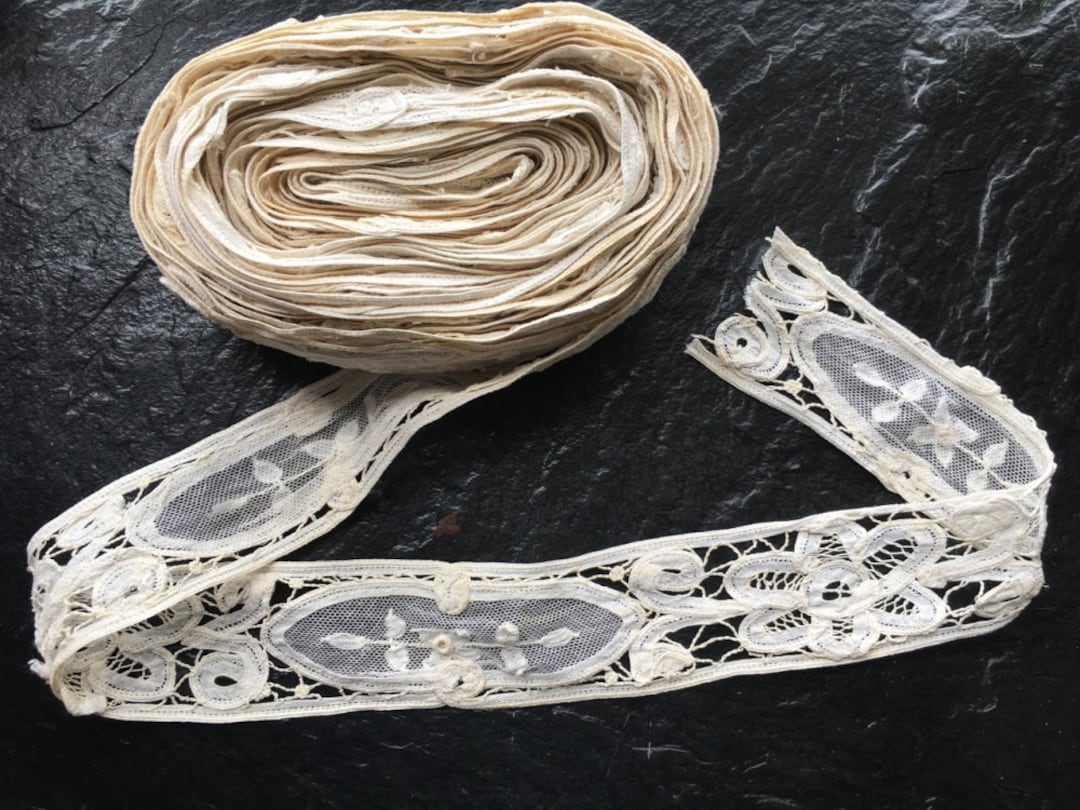 Last Piece! Antique Battenberg Lace Trim // 40