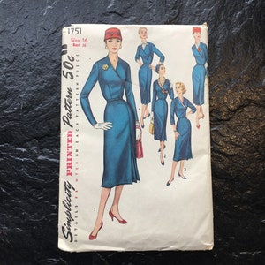 Vintage 1950s Misses&#39; One-Piece Surplice Dress with Detachable Dickey, Collar, Neckline, Sleeve Trim Pattern // Simplicity 1751 &gt; Size 16
