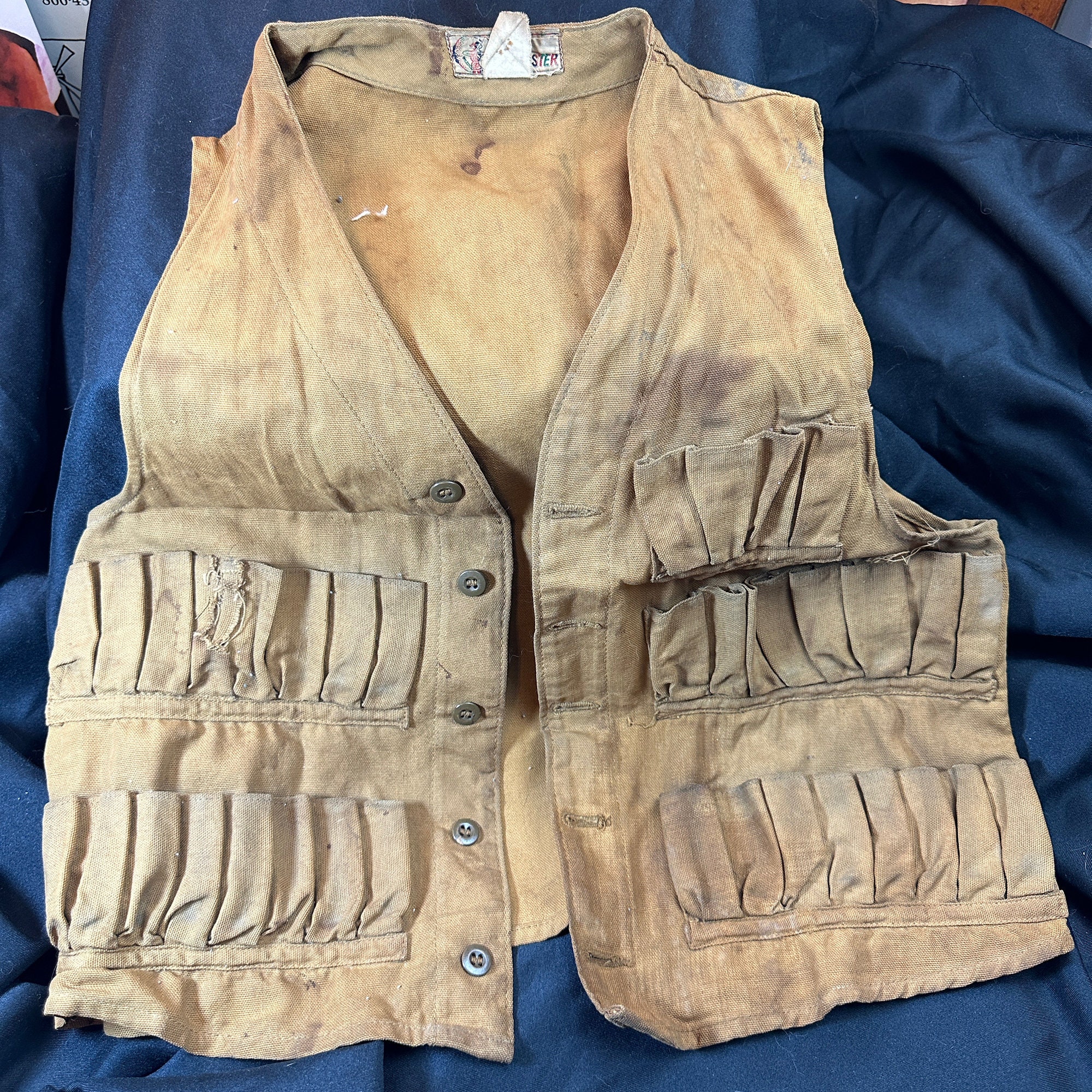 Vintage 1950s Hunting Shell Vest by Huntmaster // Child or Vintage 1950s Hunting Shell Vest by Huntmaster // Child or
