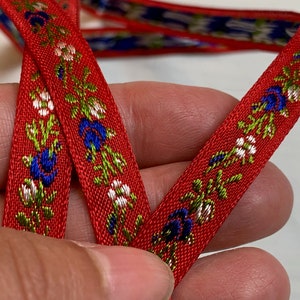 Vintage Floral Jacquard Ribbon Tape // 3/8&quot; &gt; unused deadstock &gt; cherry, candy apple red, white, blue, green flower garland trim