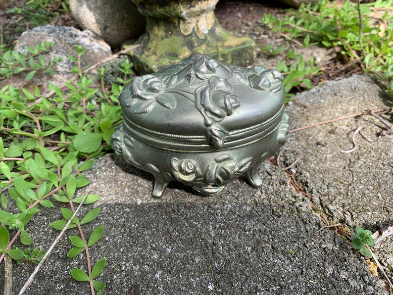 Antique Vintage Art Nouveau Jewelry Box relief roses Casket- Footed Hinged Lid 4.5 x 3.25 x 3.5 silver color cast metal