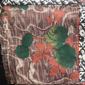 5 blocos de colcha de algodão antigos // 8,5&quot; quadrados vitorianos, eduardianos, tecidos da década de 1920&gt; Art Nouveau, rosas em estilo Arts & Crafts