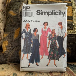 1990s Misses' Pull-On Pants, Skirt and Top Pattern // Simplicity 8480 > sz 10-12-14-16 > front button V neck shirt, large collar, wide leg