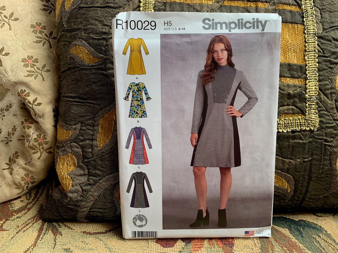 Simplicity S0372 Sewing Pattern, Misses' Petite Dress With Bodice And