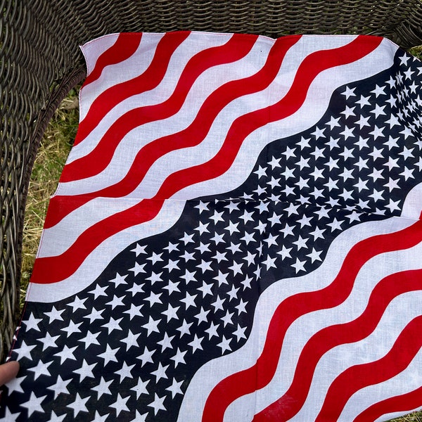 Stars & Stripes 100% Cotton Bandana // 22x22" > unused deadstock > red, white, blue American Flag > 4 available