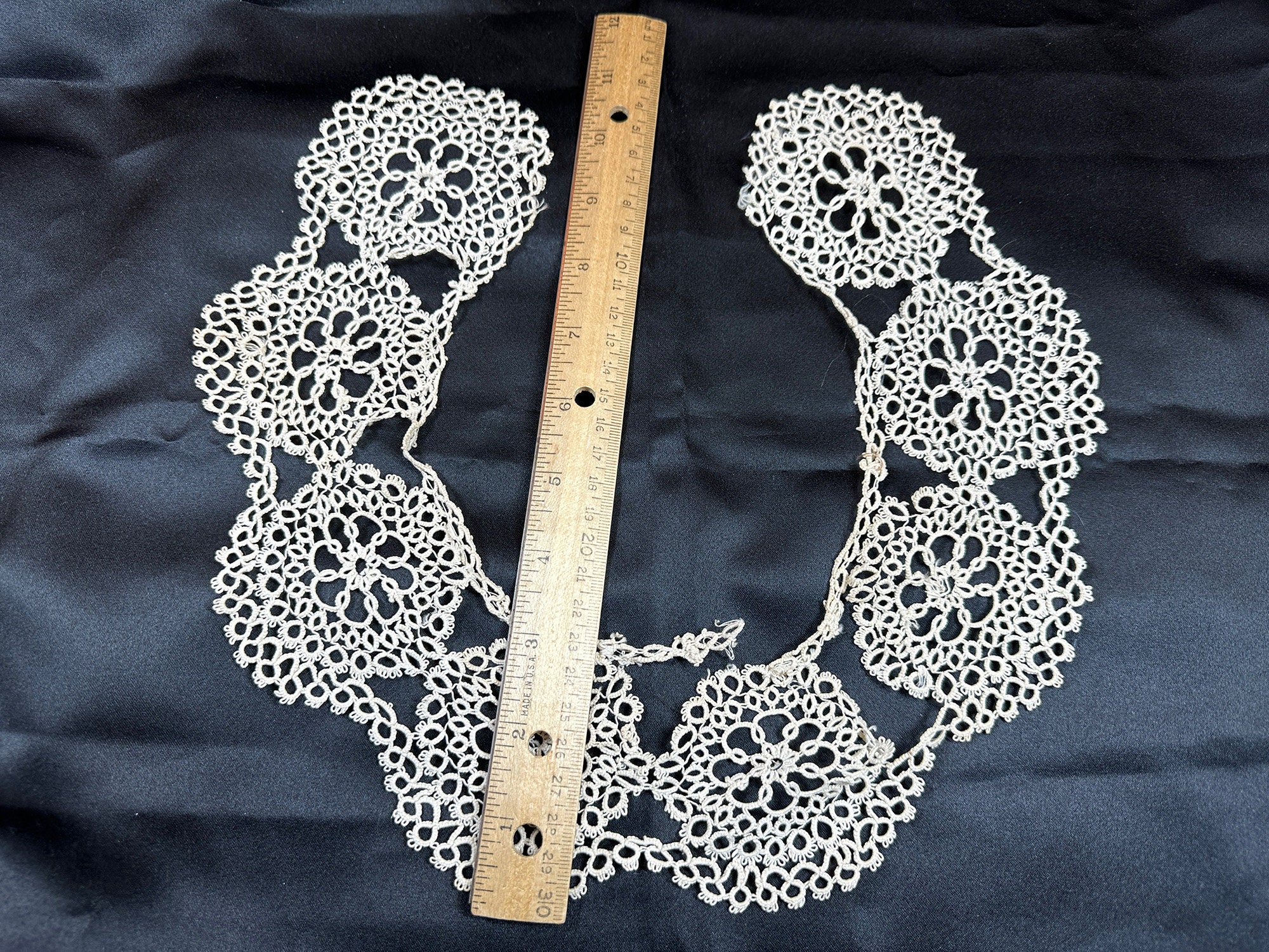 アメリカ　29x25 ㌢　リネンレース編み　タッティング　アンティーク　手編み アメリカ29x25 ㌢リネンレース編みタッティングアンティーク手編み