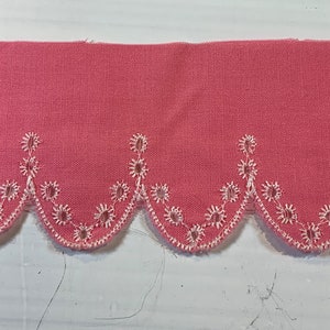 Vintage Pink Scalloped Eyelet Trim // 36" long, 2" wide > by the yard, BTY > rounded scallop edging tape