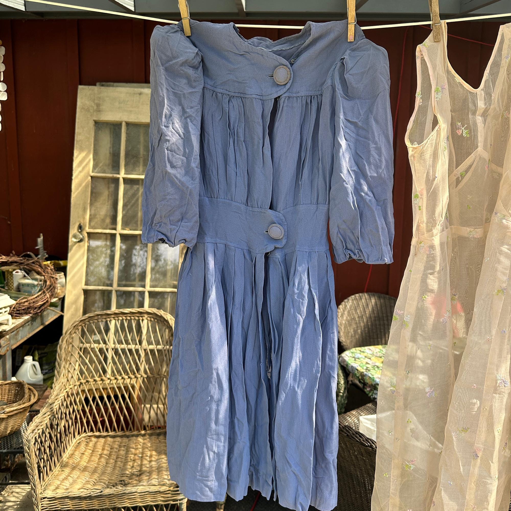 Vintage 1940s Cornflower Blue Dress // Size S, teen > as is: repair-salvage-pattern> handmade, rayon, big shoulders, pads, gathered to yoke