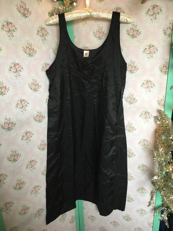 Vintage Black Full Slip with Embroidered Decolletage … Gem