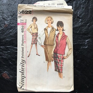 Vintage 1960s Skirt, Blouse and Pullover Pattern // Simplicity 5622 &gt; Size 12 &gt; suit, outfit, pencil skirt, weskit, vest, shawl collar