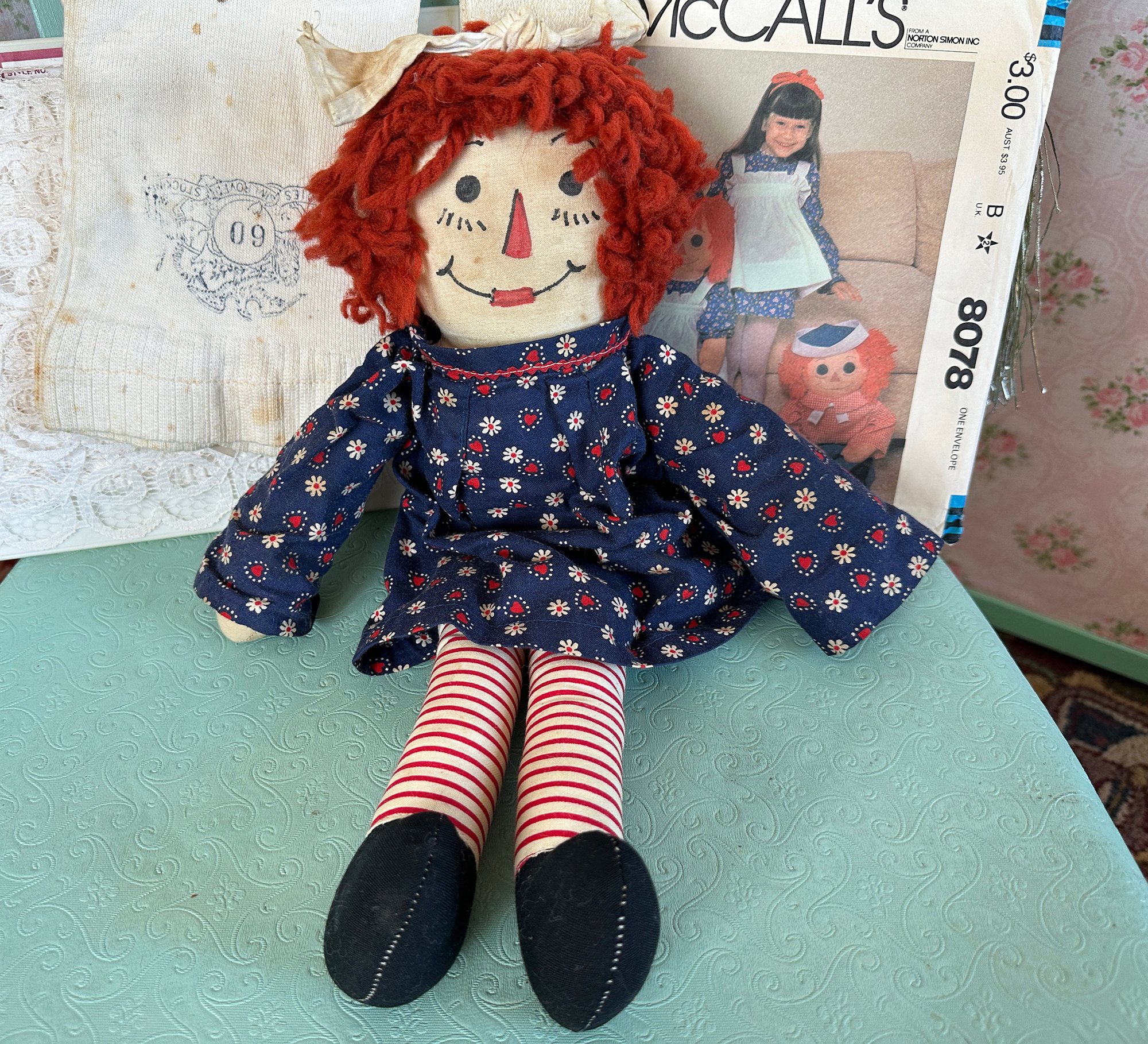 Vintage 1970s Raggedy Ann Doll // / 15 Stuffed Cloth image