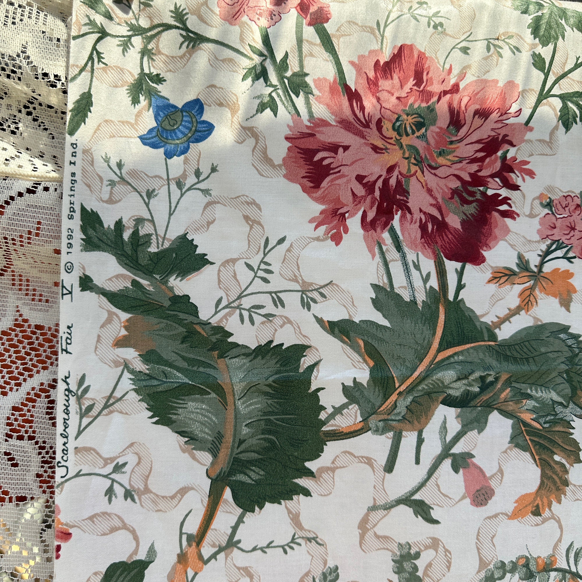 1990s Large Floral Print Polished Cotton Chintz Fabric // BTY