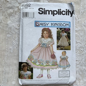 Daisy Kingdom Girls' Dress & 18" Doll Clothes Pattern // Simplicity 9092 > Child Sz 5-6-7-8 > Unused