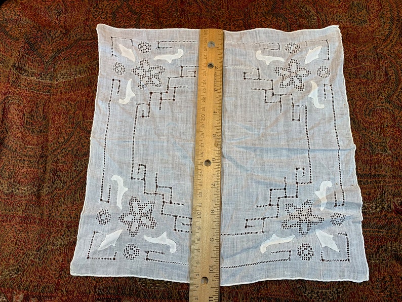 Vintage White on White Linen Handkerchief 10.5 square drawnwork and appliqu\u00e9