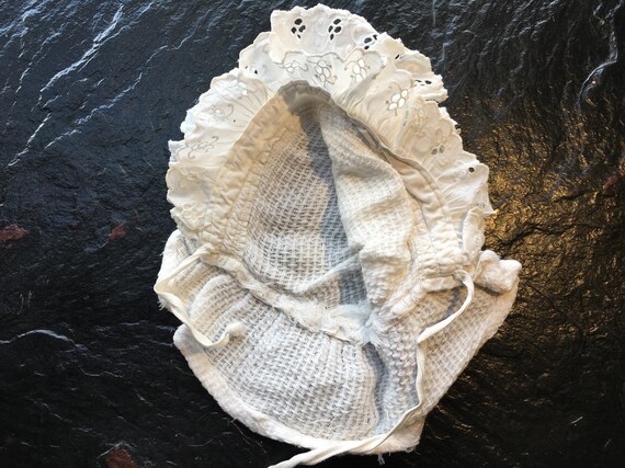 Vintage White Cotton and Eyelet Baby Bonnet, Cap … - image 3