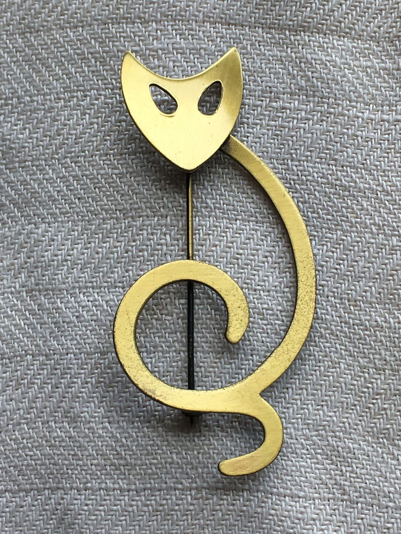 Vintage Mid-Century Modern Kitty Cat Pin 2 12 brass color Excellent