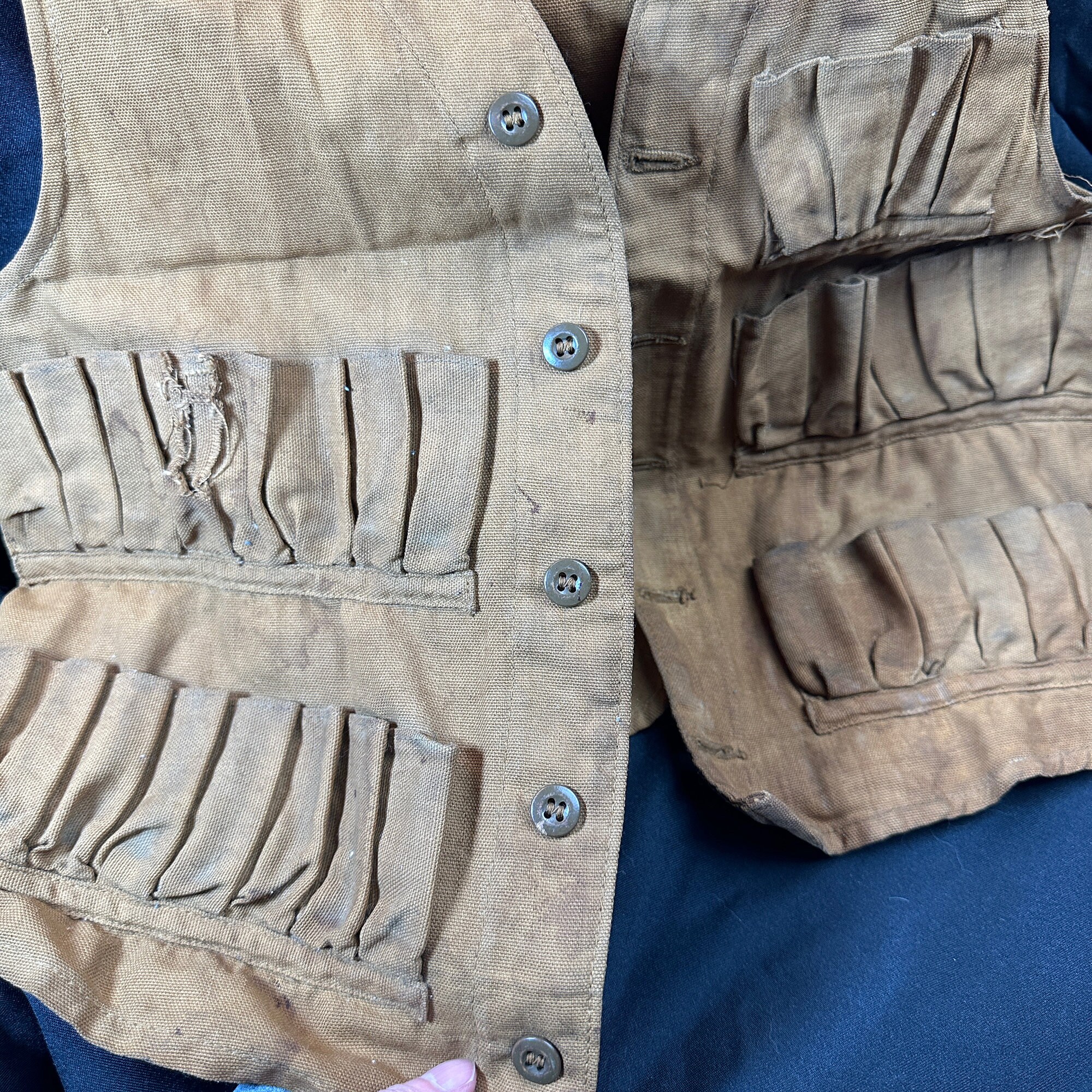 Vintage 1950s Hunting Shell Vest by Huntmaster // Child or Vintage 1950s Hunting Shell Vest by Huntmaster // Child or