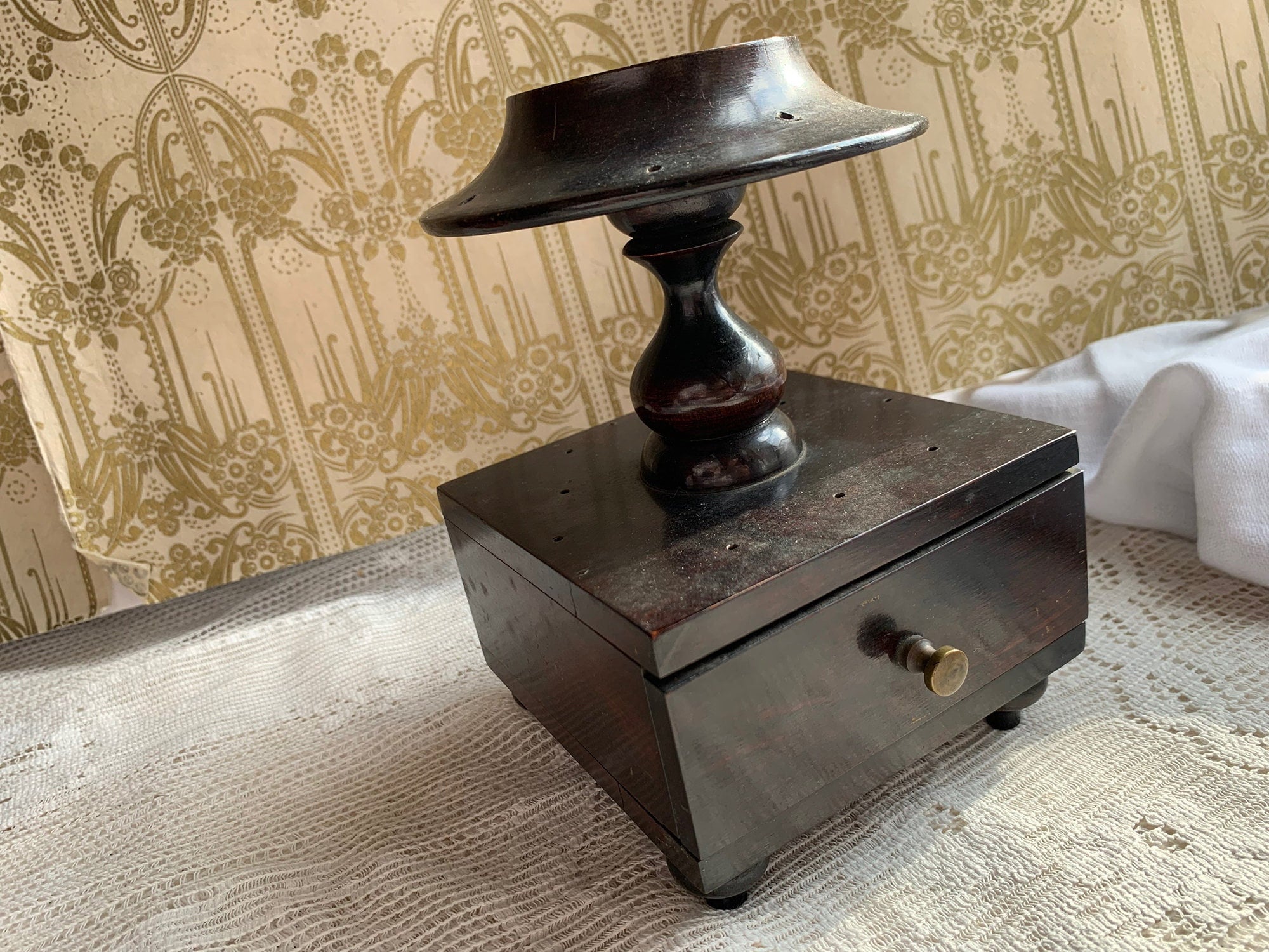 Antique Vintage Wooden Thread Spool Stand, Sewing Box // 6.5 Turned Reel  Holder, Sewing Caddy, Brass Knob, Drawer Victorian, 1800s 