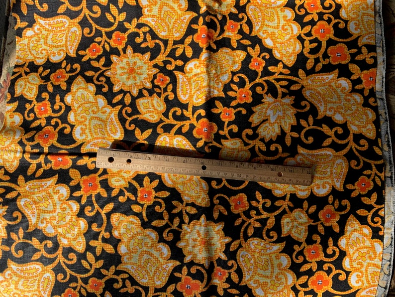 Vintage Bright Orange /& Black Paisley Textured Fabric 94x45 Unused canvas decorator weight cotton
