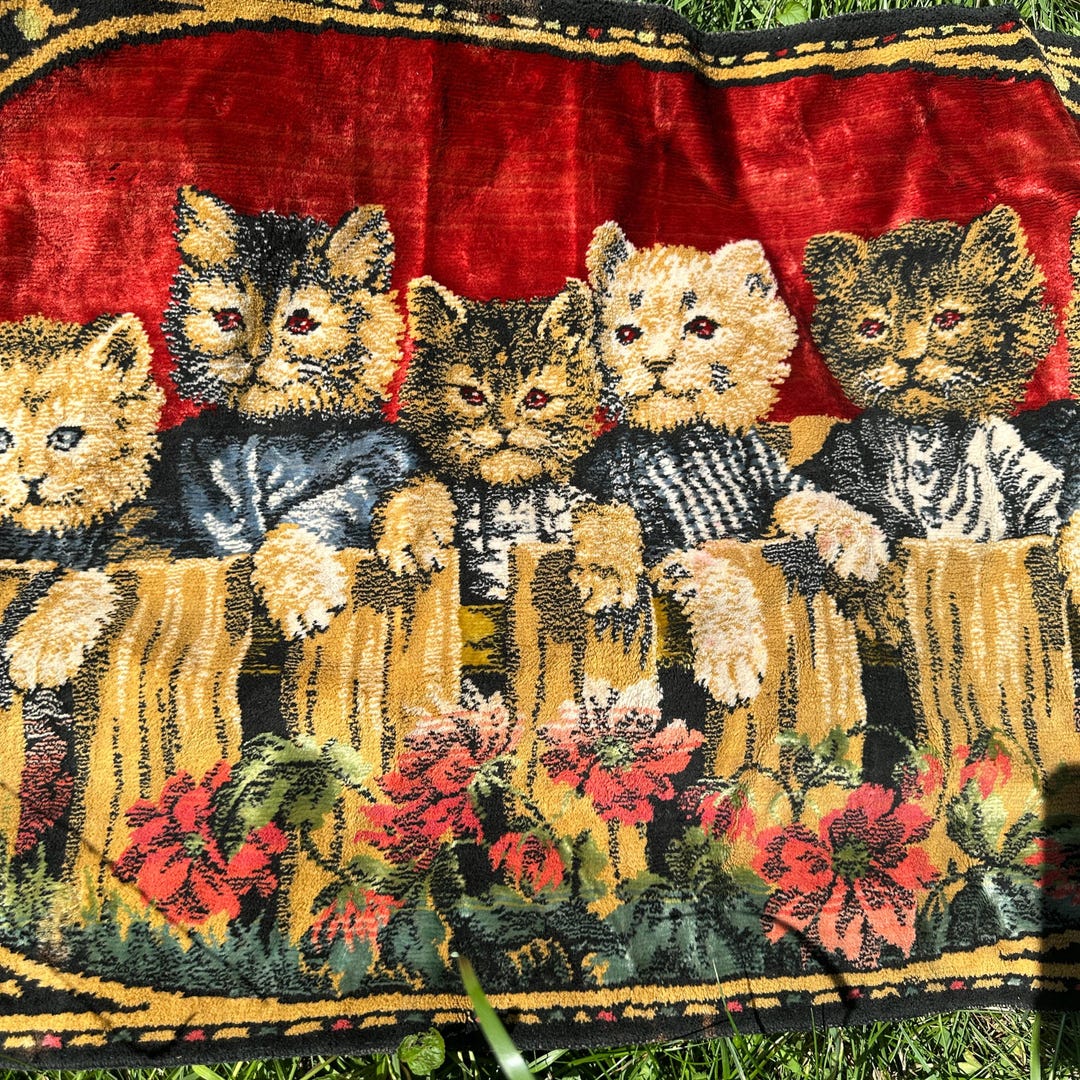 【超メルカリ市限定価格！】CAT VINTAGE　RUG 猫 いっぱい il_1080xN.6976711798_1gqy.jpg