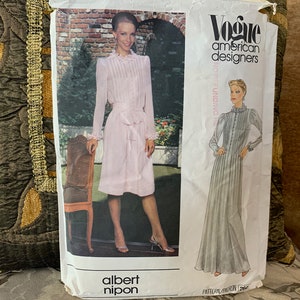 1980s Misses&#39; Dress Pattern by Albert Nipon // Vogue American Designer 2641 &gt; size 8 &gt; tucked front, prairie style, puff sleeves, cuffs