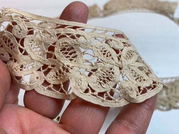 Vintage Battenberg Lace Cuffs // 5