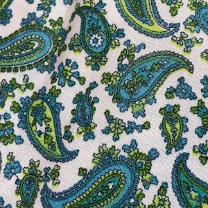 Vintage Paisley Cotton Fabric // 74x36" or 53x36" (2 pcs available) > NOS deadstock > turquoise, aqua, lime, dress, quilting weight